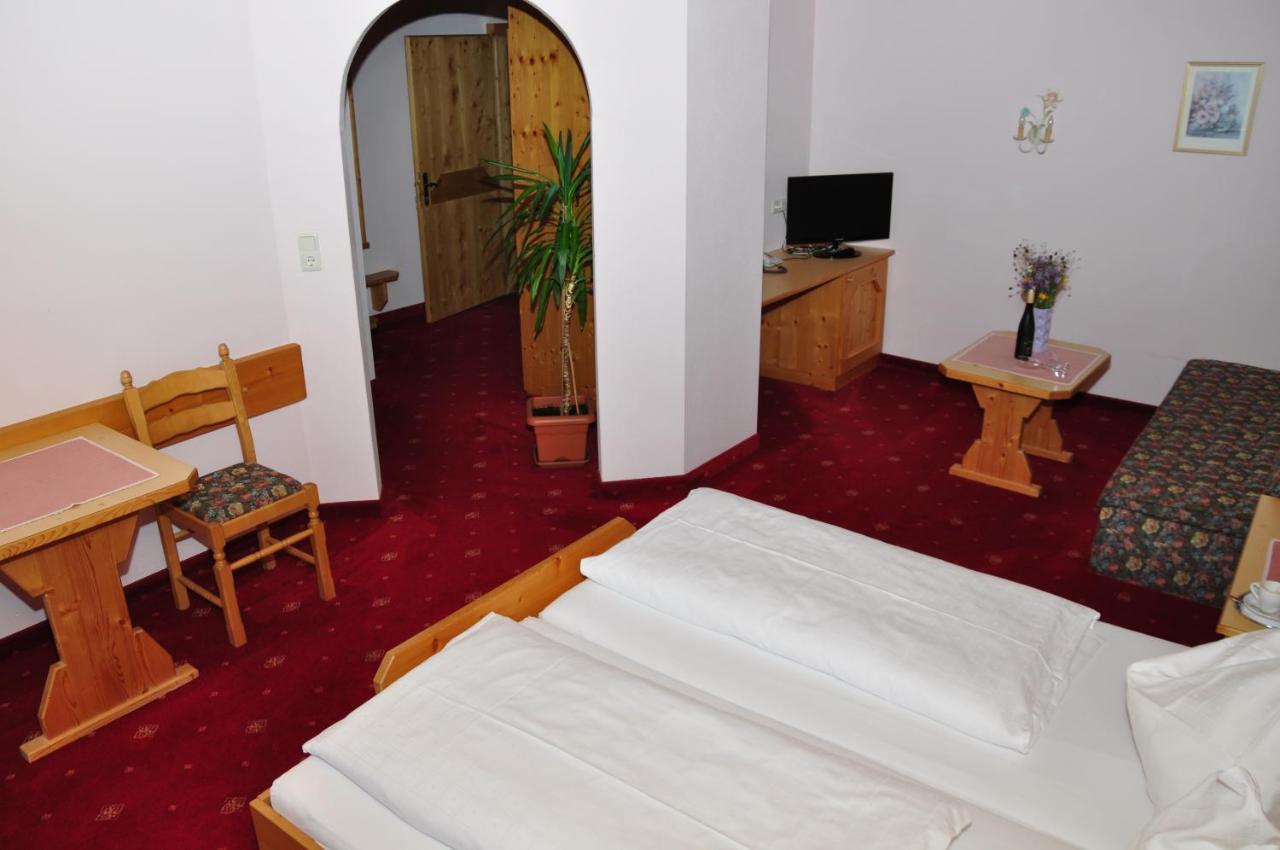 Hotel Zum Hirschen Leutasch Chambre photo